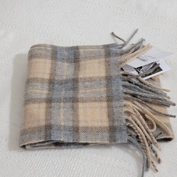 Edinburgh Cashmere NEW NWT Kids Scarf MacKellar Natural Plaid 100% Cashmere - Picture 8 of 9